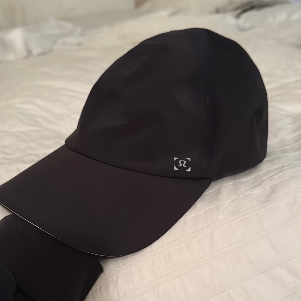 Black Lululemon Cap